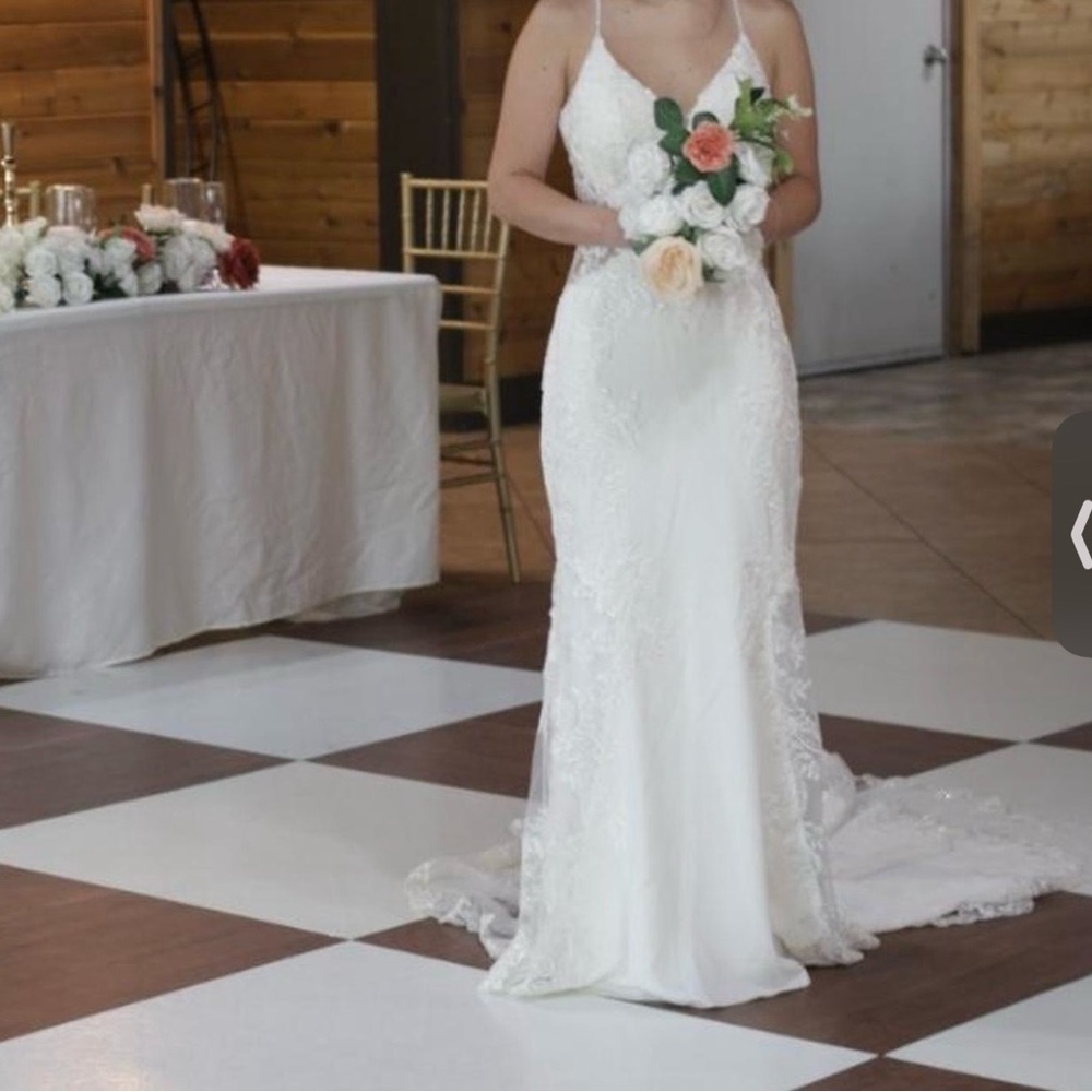 Stella York Ivory Lace Wedding Dress